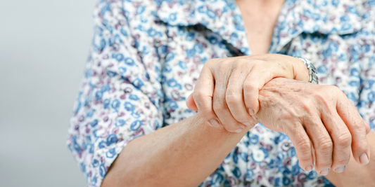 Joint Pain & Mobility Issues in Seniors: Geriatric Physiotherapy Guide for Families in Motera & Kotheshwar